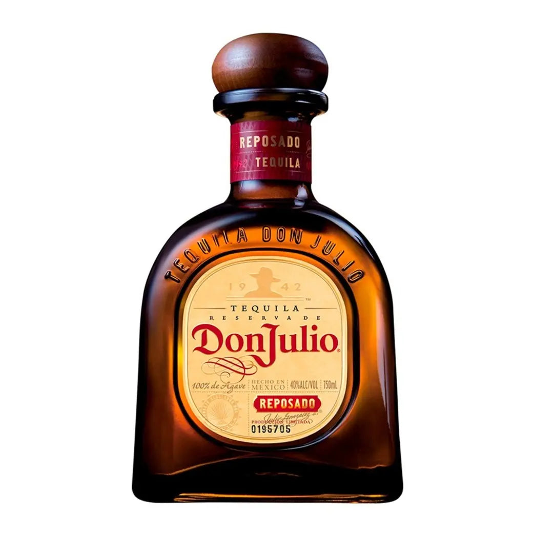 Botella de Tequila Don Julio Reposado de 750cc, tequila súper premium 100% de agave azul madurado en barricas disponible en Comercial Unlitro.