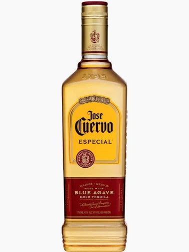 Botella de Tequila Jose Cuervo Especial Reposado Dorado de 750cc, el legendario destilado mexicano madurado en barricas de roble disponible en Comercial Unlitro.